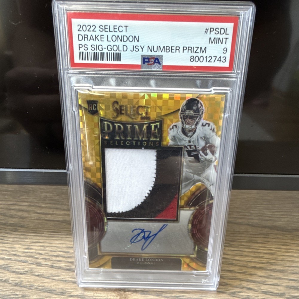Panini Select 1/10! 2022 Drake London Prime Selections Gold Prizm RC Auto PSA 9