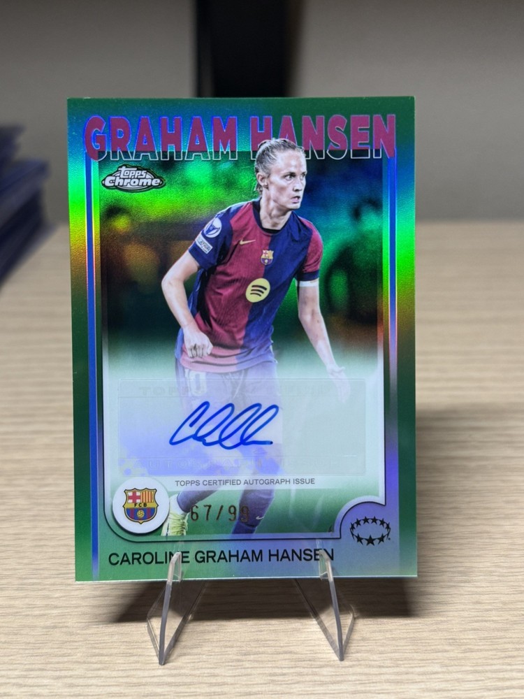 2024-25 Topps Chrome UEFA Women’s Caroline Graham Hansen Green Auto #/99 AV-CGH