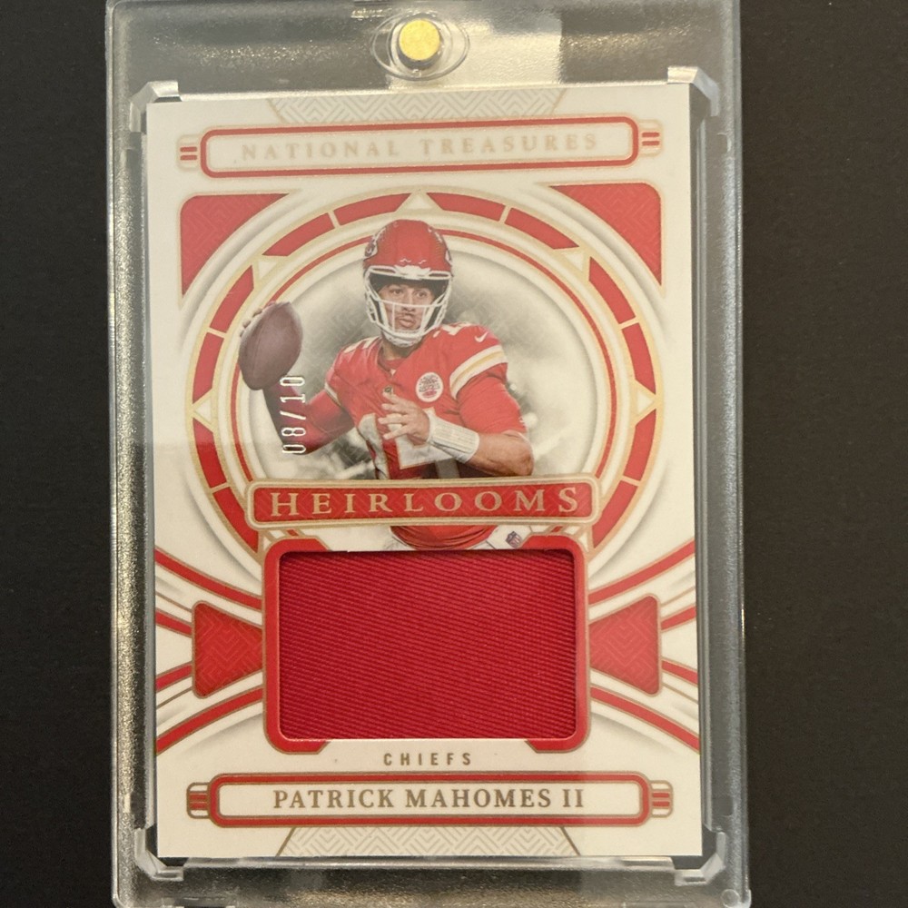 Panini National Treasures HEIRLOOMS Patrick Mahomes H-PMS Holo Gold Chiefs /10