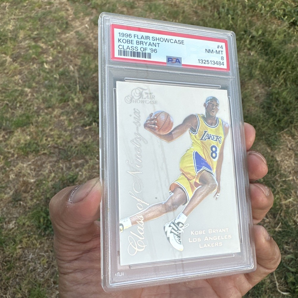 KOBE BRYANT 1996 FLAIR SHOWCASE CLASS OF '96 #4 ROOKIE RC LAKERS PSA 8 NM-MINT