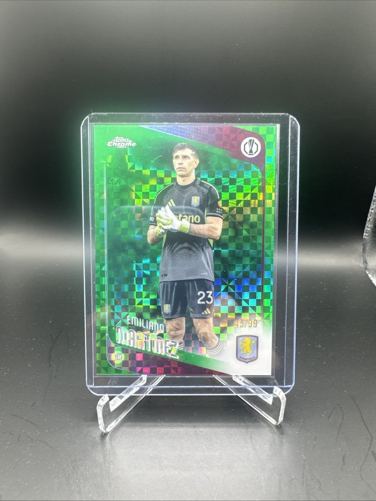 EMILIANO MARTINEZ 2025-26 TOPPS CHROME UCC GREEN X Fractor /99