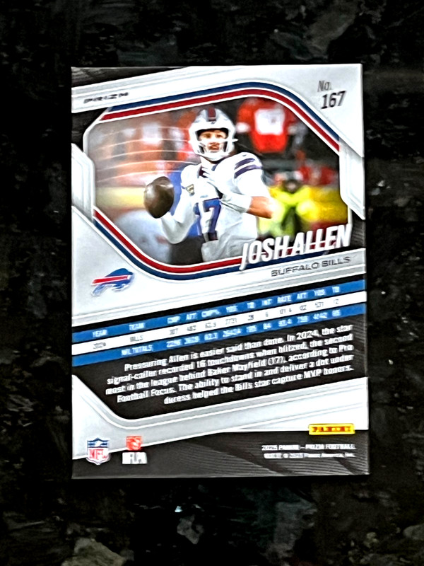 Josh Allen 2025 Panini Prizm Pink Wave Prizm Parallel Buffalo Bills #167 view 2