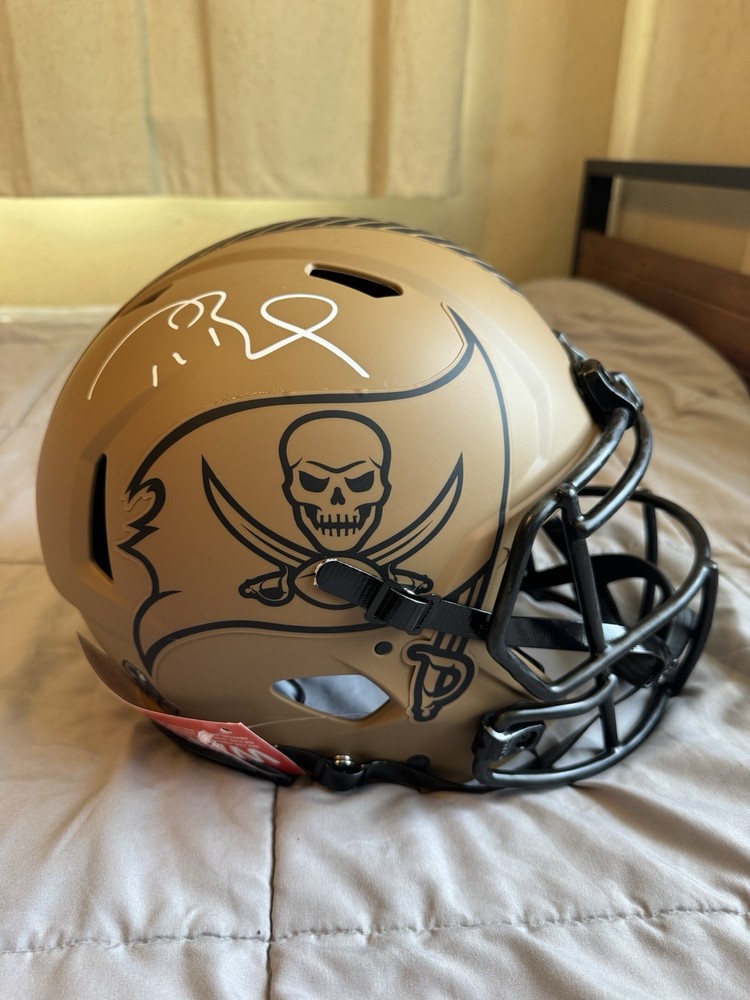 Tom Brady Auto Authentic "Salute to Service" Buccaneers Helmet - Fanatics COA