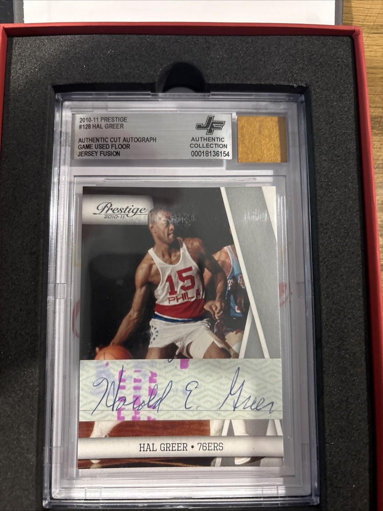 Hal Greer AUTO + GAME USED FLOOR 2010-11 Panini Prestige #128 76ers BGS