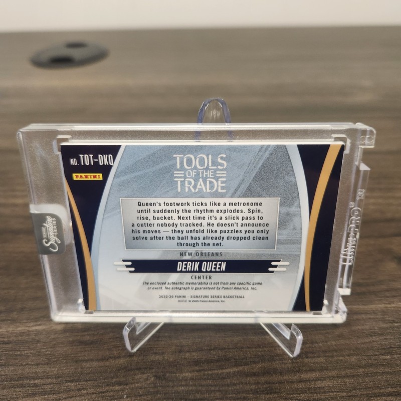 2025-26 Signature Series Derik Queen Rookie Tools of the Trade Patch Auto /25 view 2