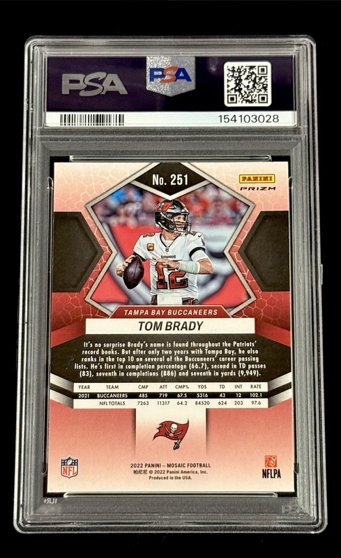 Tom Brady 2022 Panini Mosaic #251 Red Sparkle Prizm PSA 10 GEM MINT Buccaneers view 2