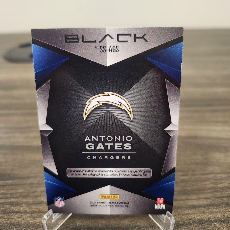 2024 Panini Black Football Antonio Gates Sizable Signatures Patch Auto /50 view 2
