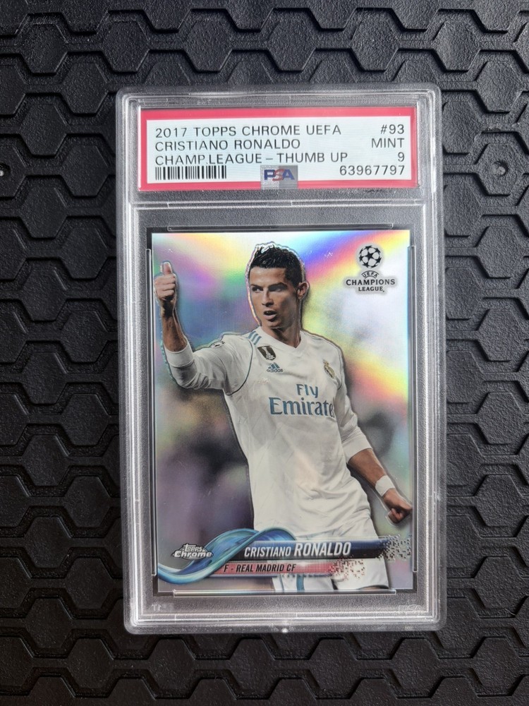 Cristiano Ronaldo 2017 Topps Chrome UCL Thumb Up Variation Refractor SP PSA 9