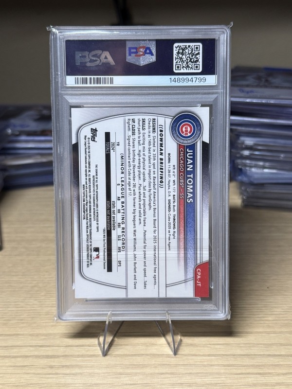 2025 Bowman Chrome Juan Tomas 1st Blue Raywave Prospect Auto /150 Cubs PSA 9 view 2