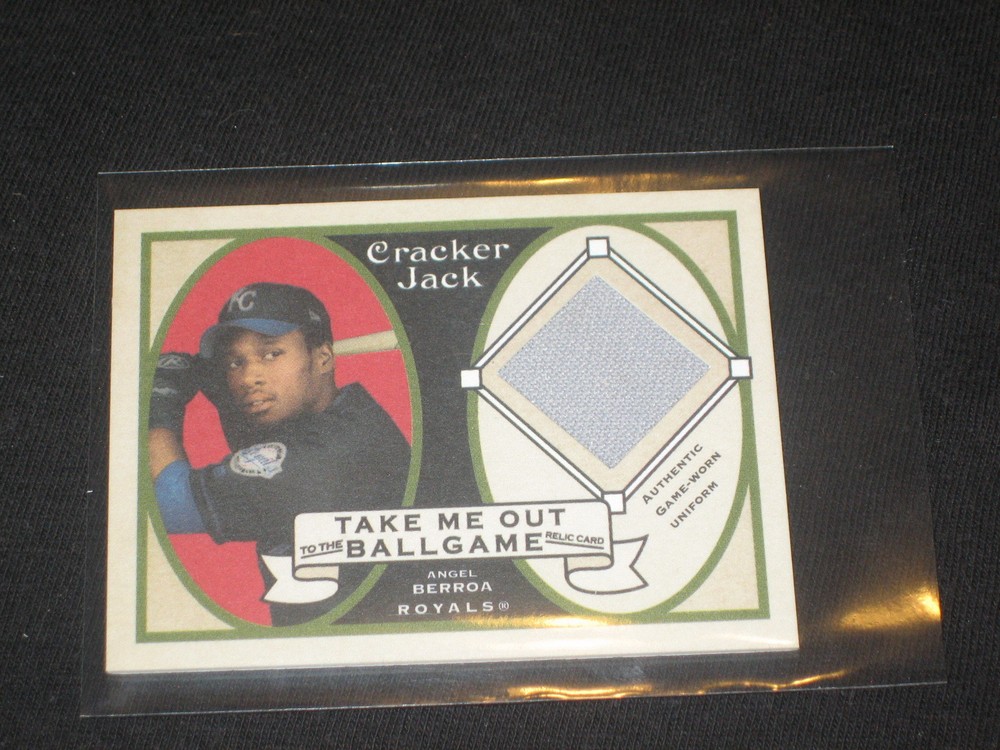 ANGEL BERROA ROYALS LEGEND CERTIFIED AUTHENTIC BASEBALL GAME USED JERSEY CARD