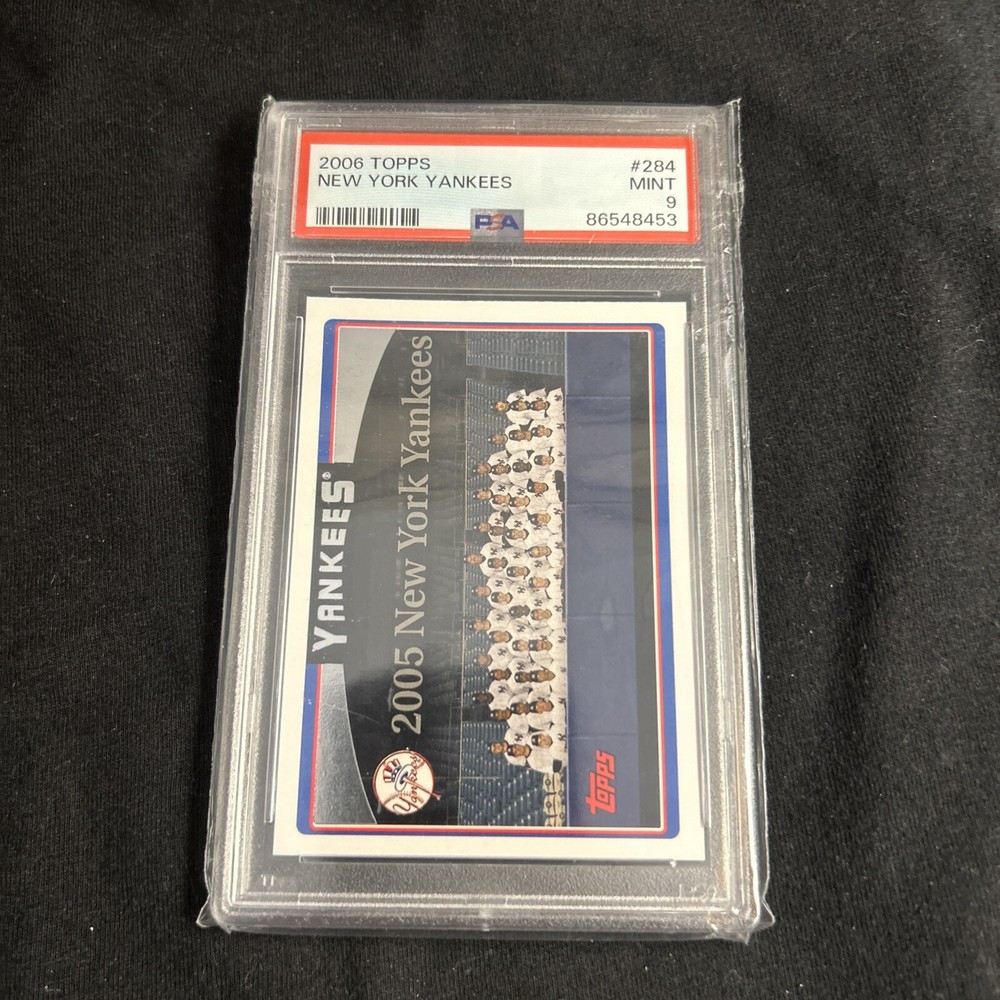 NEW YORK YANKEES 2005 GENUINE AUTHENTIC VINTAGE BASEBALL CARD PSA RARE
