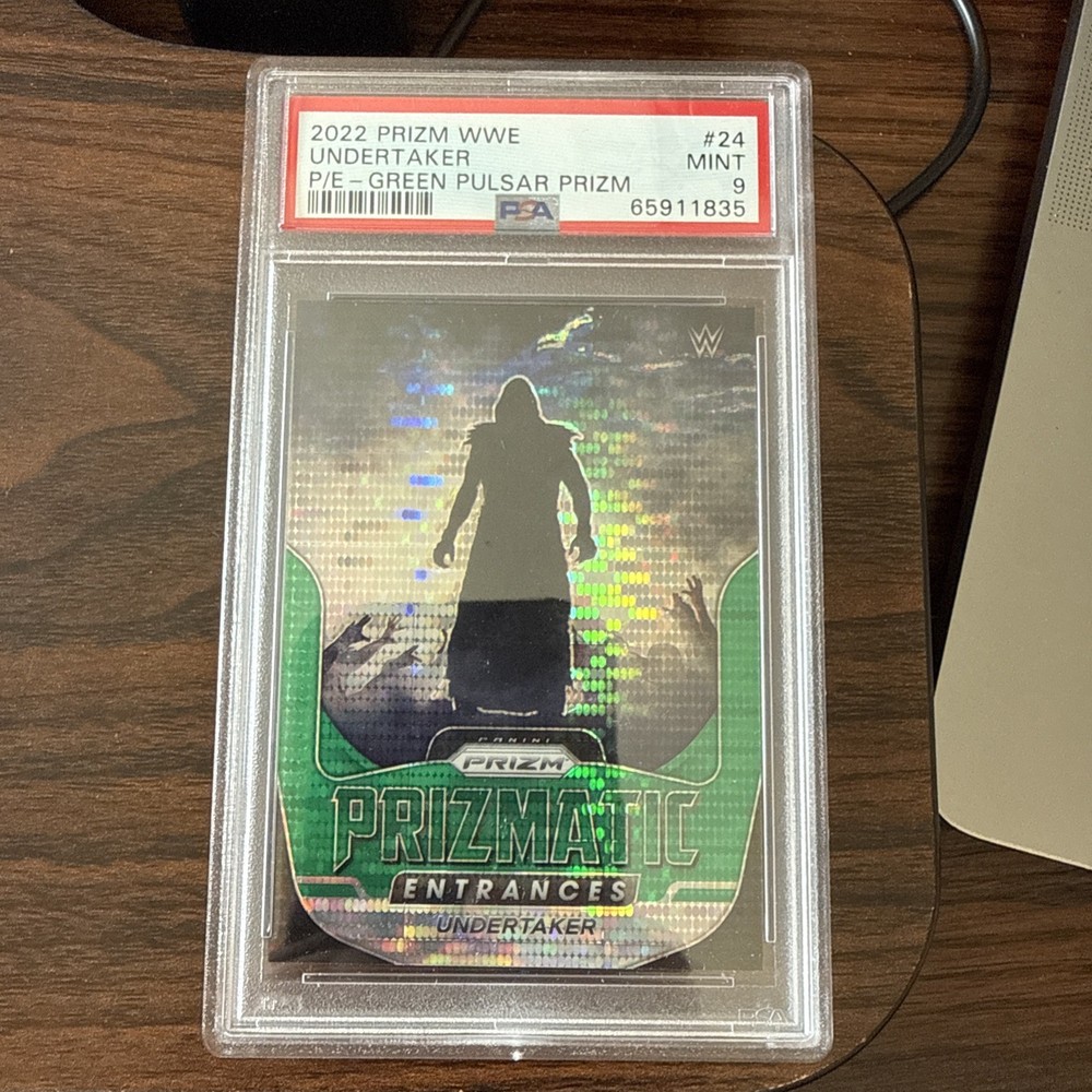 2022 Panini Prizm WWE Prizmatic Entrances Green Pulsar /25 #24 Undertaker PSA 9