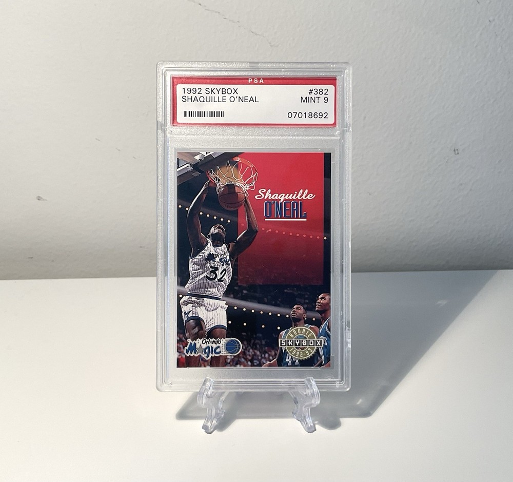 Shaquille O'Neal - 1992 SkyBox #382 Rookie RC PSA 9 🌟 Orlando Magic 🪄 🏀