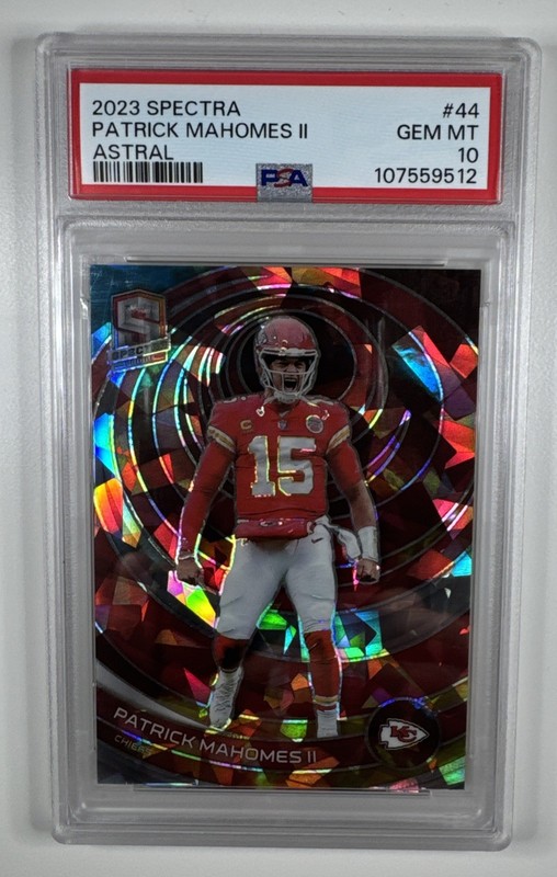 2023 Panini Spectra Astral Prizm #44 Patrick Mahomes II 6/40 Pop 11 PSA 10 view 2