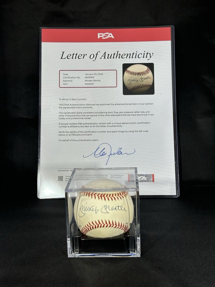 Mickey Mantle Signed Baseball PSA/DNA Certified Autograph - CLEAN SIGNATURE
