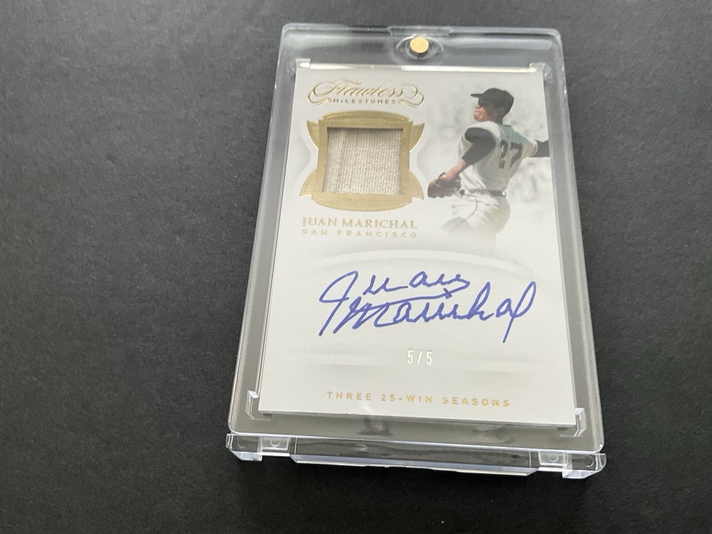 Juan Marichal 2019 Panini Flawless Milestones Auto Patch Relic MIL-JM  5 / 5