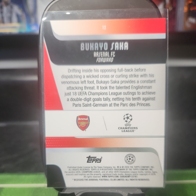 2025-26 Topps Uefa Club Competitions - Bukayo Saka #12 Neon Yellow Flowfractor view 2