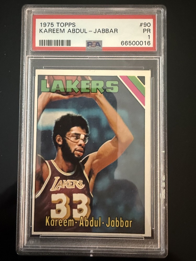 1975 Topps #90 - Kareem Abdul-Jabbar - PSA-1