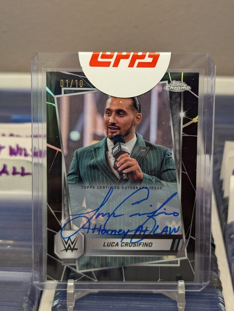 2025 Topps Chrome WWE Luca Crusifino Black Auto RC - 1/10 INSCRIPTION 1/1? 