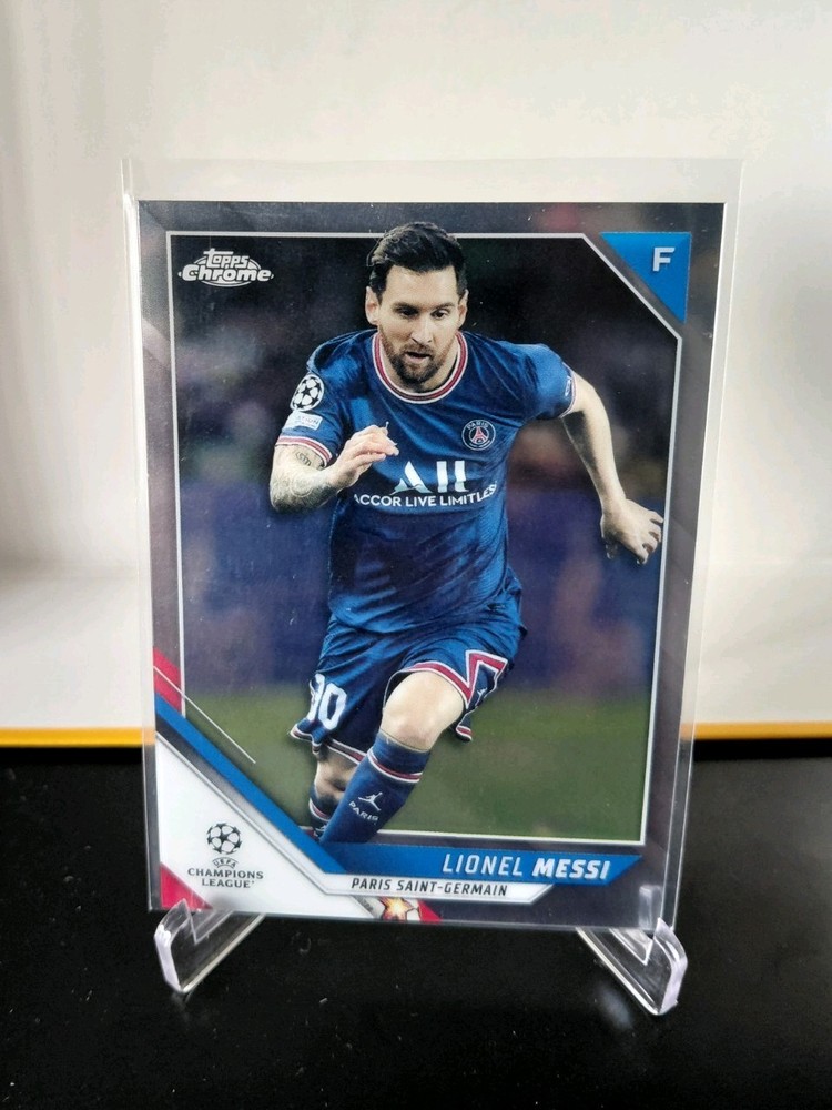 2021-22 Topps Chrome Uefa Champions League Lionel Messi Base #100 PSG