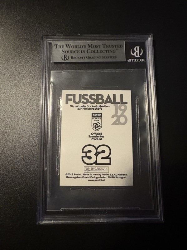 2019-20 Panini Fussball Bundesliga Erling Haaland #32 Rookie- BGS 8.5 view 2