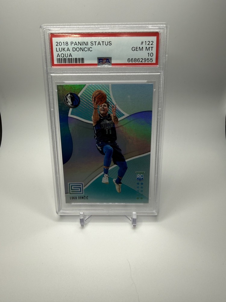 2018 PANINI STATUS AQUA #122 LUKA DONCIC ROOKIE RC PSA GEM MT 10