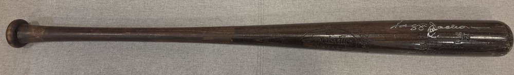 1986 Reggie Jackson Signed Auto HOF Game Used GU Uncracked LVS Bat PSA LOA