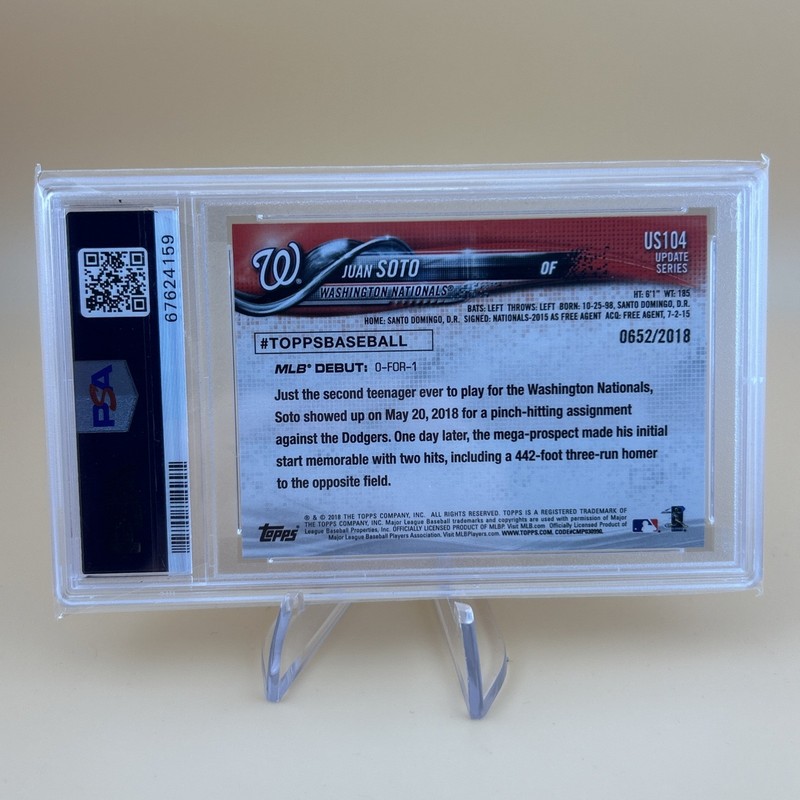 2018 Topps Update Juan Soto Gold RC Rookie Debut /2018 PSA 10 view 2