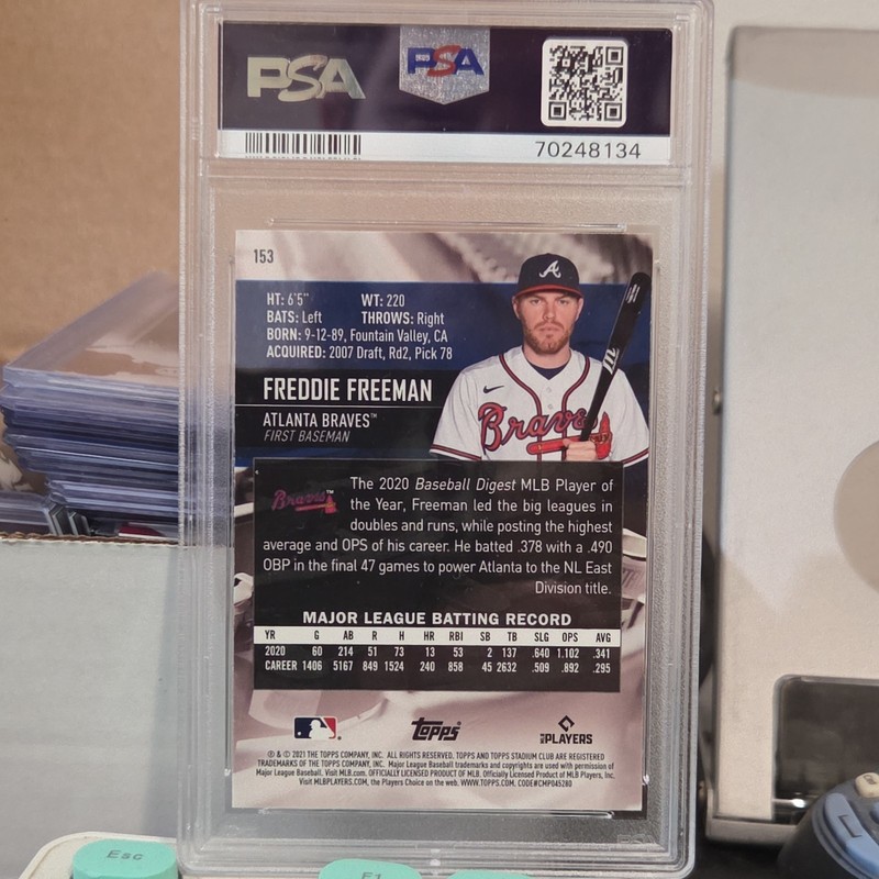 FREDDIE FREEMAN  -  2021 STADIUM CLUB Gold Minted Refractor #153 PSA 9 (pop 1) view 2