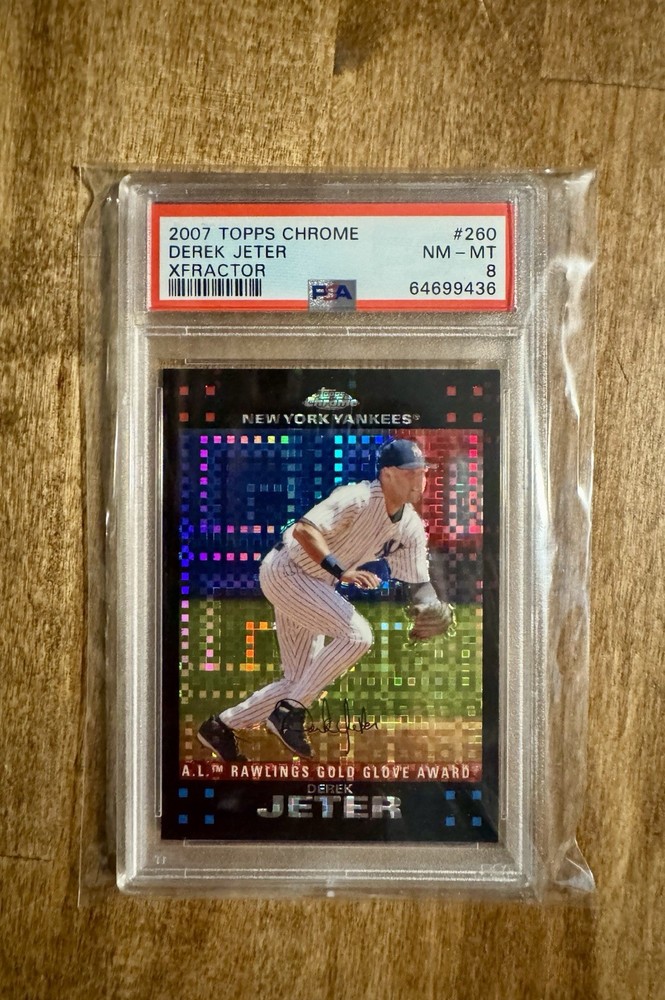 2007 Topps Chrome Gold Glove Derek Jeter #260 X-Fractor. PSA 9 Pop 5. Rare
