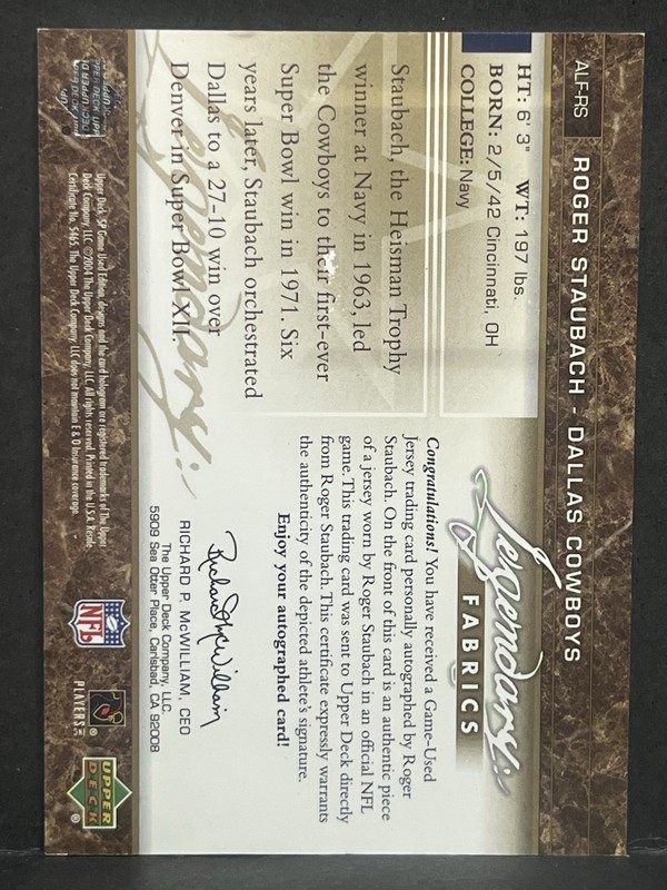 2004 UD SP Game Used Edition Roger Staubach Legendary Fabrics GU Auto 31/50 view 2