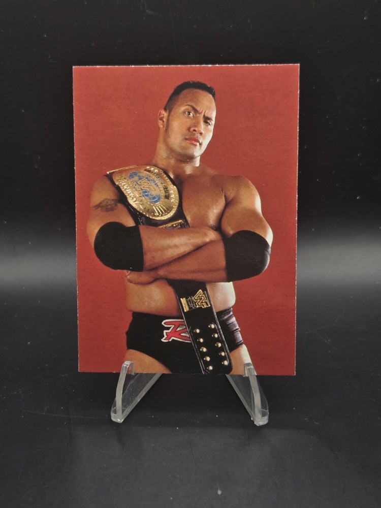 THE ROCK 1998 Comic Images WWF Superstarz Dwayne Johnson Rookie RC Card #8 