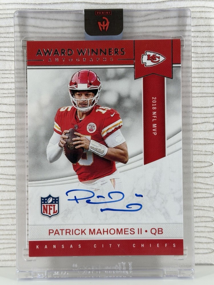 Patrick Mahomes II 2025 Panini Authentically Mahomes Award Winners Auto AWA-PM