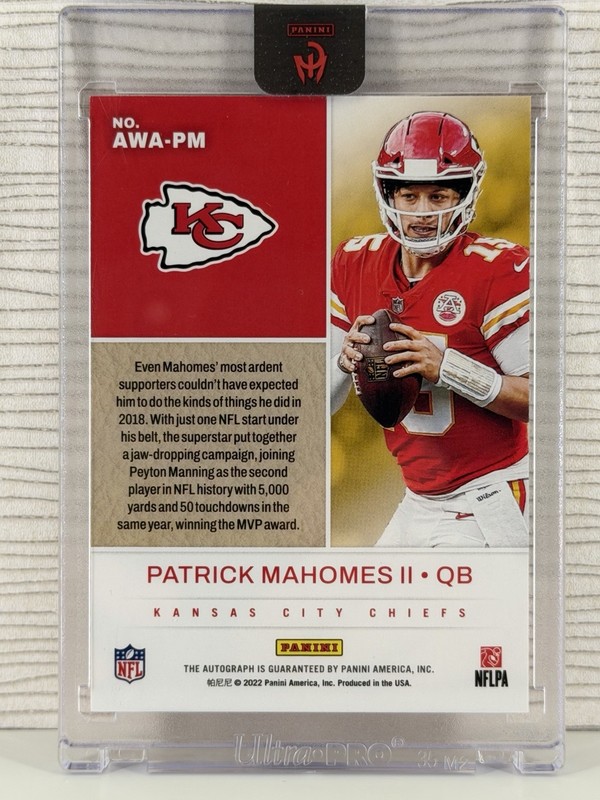 Patrick Mahomes II 2025 Panini Authentically Mahomes Award Winners Auto AWA-PM view 2