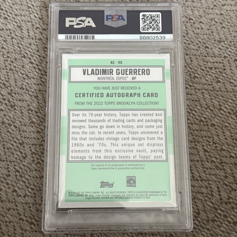 2022 Topps Brooklyn Collection Autographs Vladimir Guerrero Orange PSA 10. /20 view 2