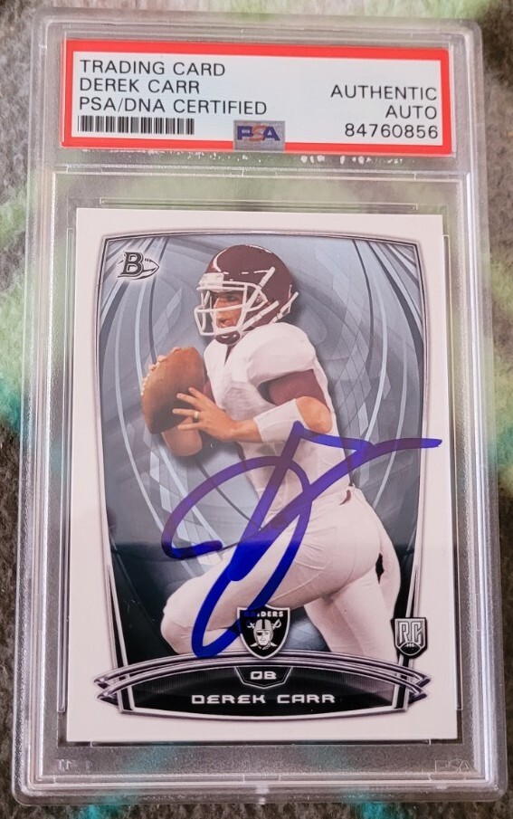 Derek Carr signed autographed 2014 Bowman Football Rookie Card RC IP auto PSA