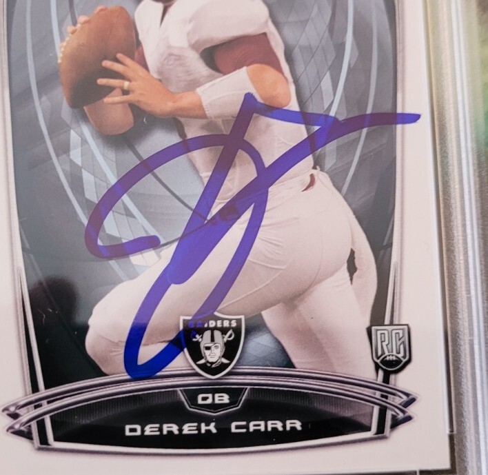 Derek Carr signed autographed 2014 Bowman Football Rookie Card RC IP auto PSA view 2