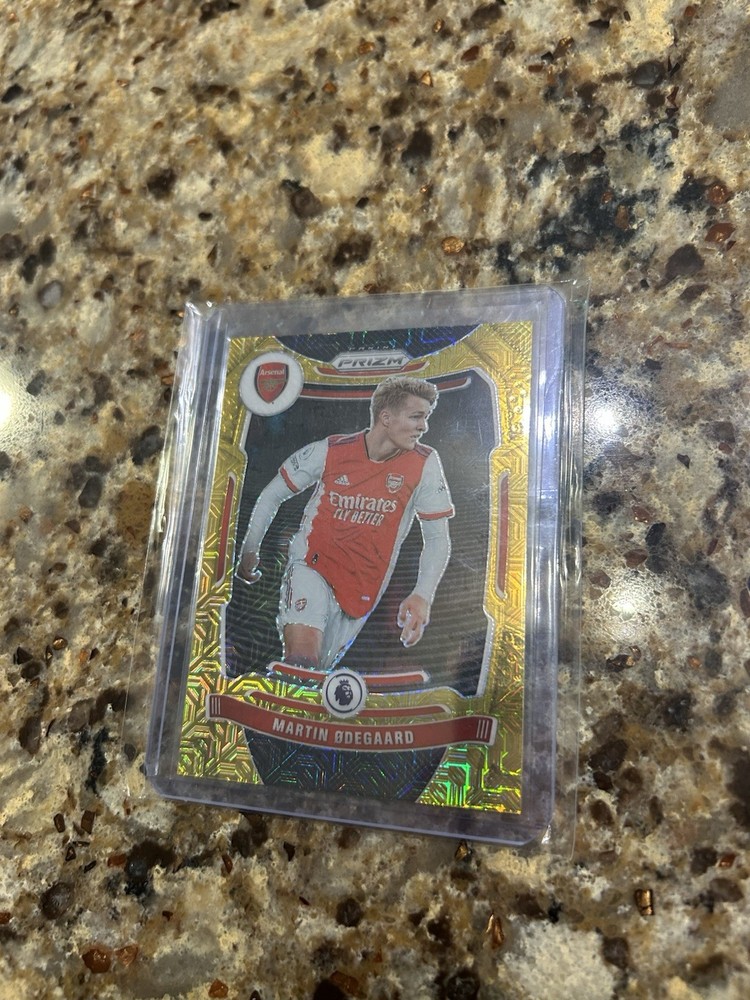 2021/22 Panini Prizm Gold Mojo /10 Martin Odegaard Arsenal Norway