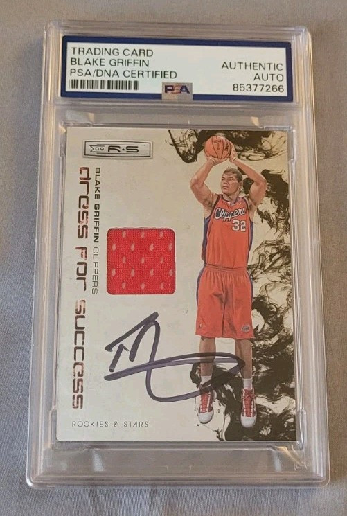 Blake Griffin signed 09 Panini R&S Basketball Rookie Jersey Card RC IP auto PSA