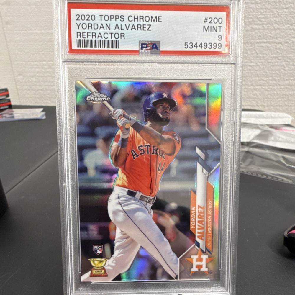 MVP CANDIDATE Topps Chrome 2020 Yordan Alvarez Rookie Refractor #200 PSA 9 