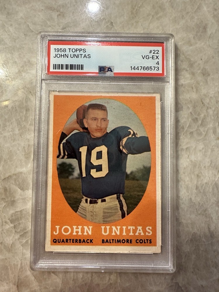 1958 Topps - Johnny Unitas #22 Baltimore Colts NFL Football PSA 4 VG-EX Card