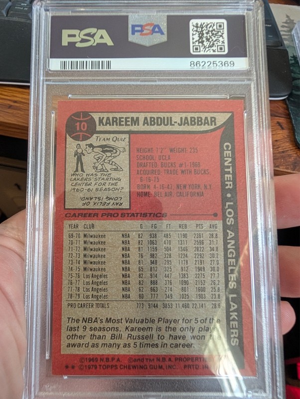 1979 Topps - Kareem Abdul-Jabbar #10 PSA 8 view 2