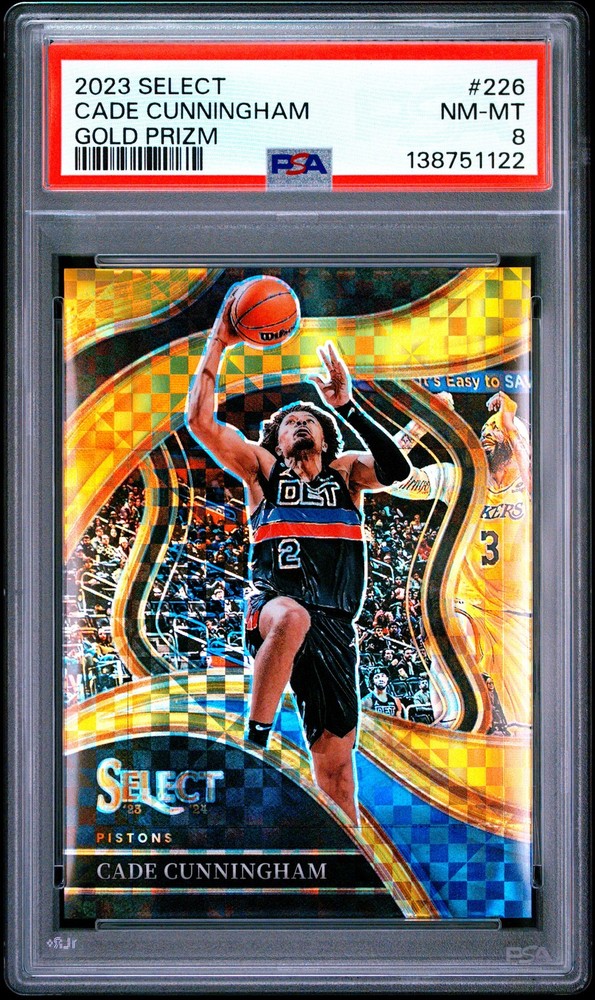 138751122 Cade Cunningham 2023 Panini Select #226 Gold Prizm Courtside /10 PSA 8
