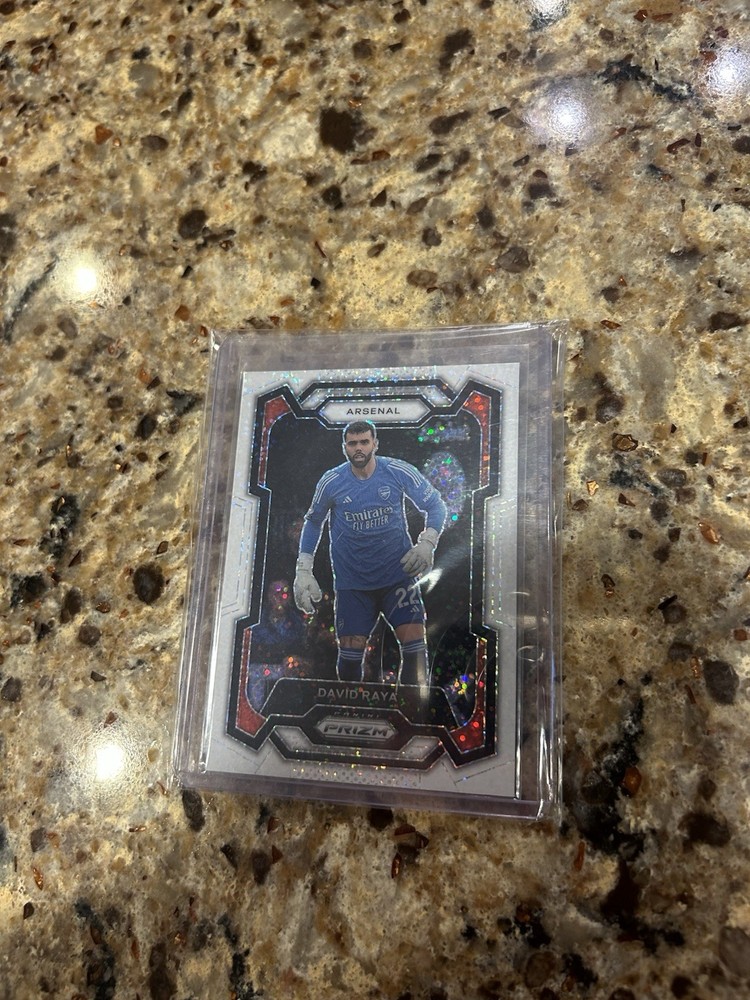 2023/24 Panini Prizm White Sparkle Arsenal SP David Raya