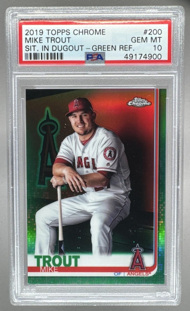 49174900 Mike Trout 2019 Topps Chrome #200 Green Refractor SP /99 PSA 10