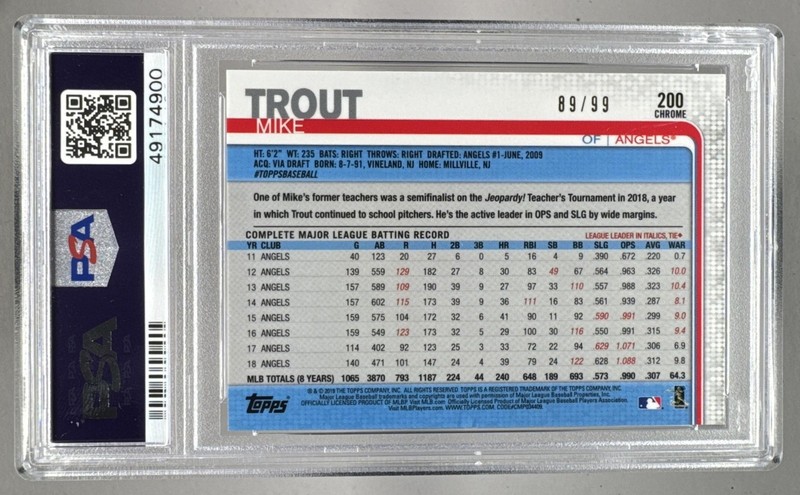 49174900 Mike Trout 2019 Topps Chrome #200 Green Refractor SP /99 PSA 10 view 2