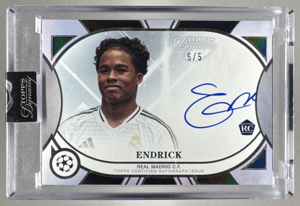 Endrick 2024 Topps Dynasty UEFA #DAV-E1 Black RC Rookie Auto 5/5