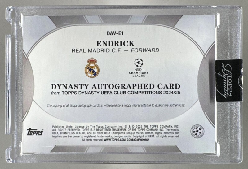 Endrick 2024 Topps Dynasty UEFA #DAV-E1 Black RC Rookie Auto 5/5 view 2