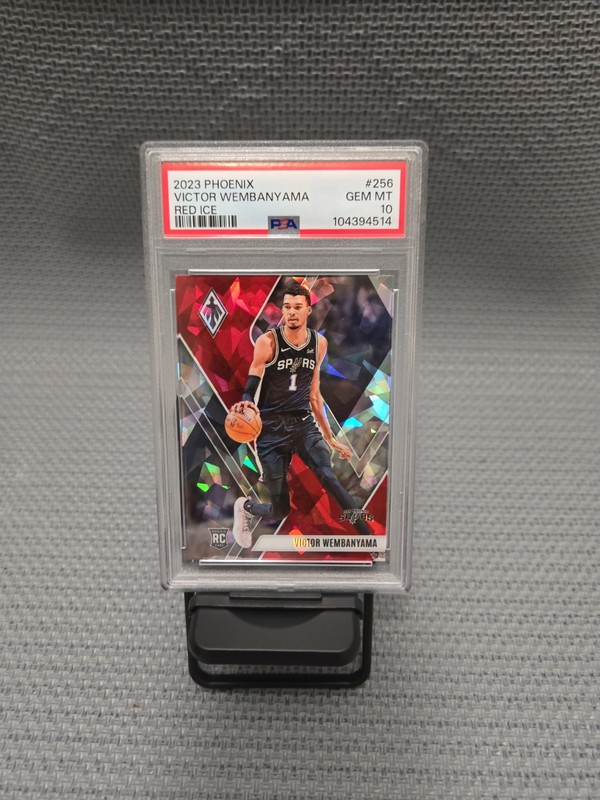 2023 PANINI PHOENIX RED ICE #256 VICTOR WEMBANYAMA PSA 10