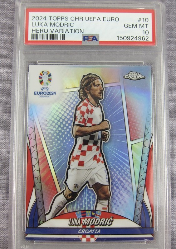 2024 Topps Chrome UEFA EURO Luka Modric Hero Variation PSA 10